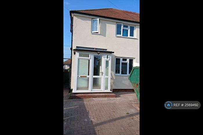 3 Bedroom Semi-Detached House To Rent In Westover Road, Broadstairs, CT10