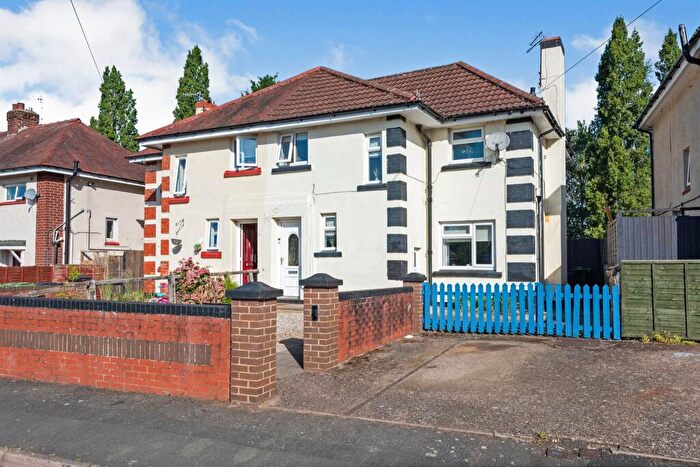 3 Bedroom House To Rent In Usmere Road, Kidderminster, DY10