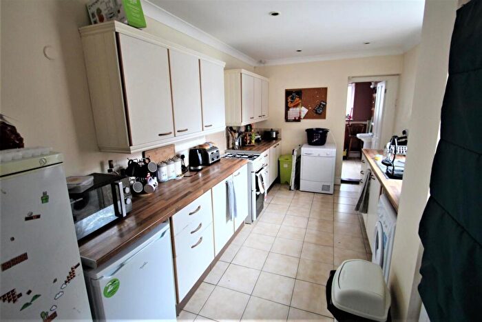 1 Bedroom Apartment To Rent In St Andrews Road, Southsea, PO5