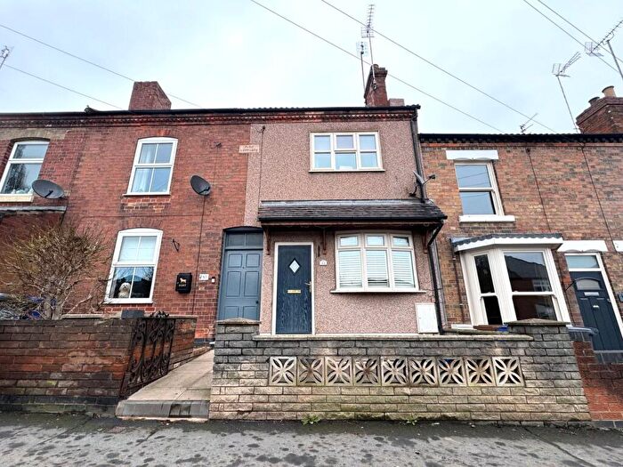 3 Bedroom Terraced House For Sale In Forest Road, Burton-on-Trent, DE13