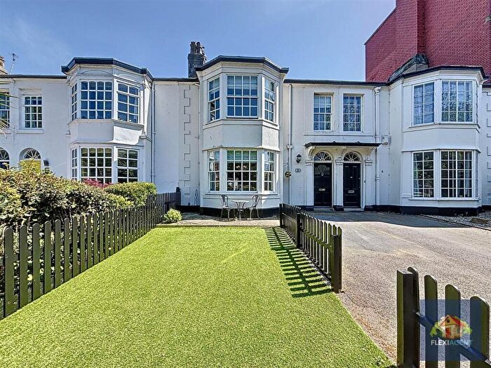 4 Bedroom Terraced House For Sale In Lord Street, Southport, PR8