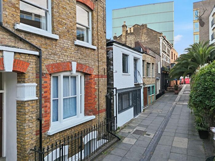 2 Bedroom Flat For Sale In Sylvester Path, Hackney, E8