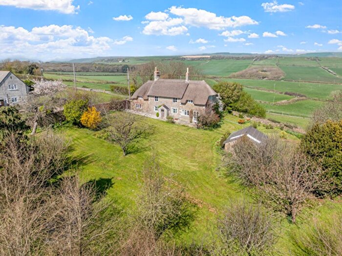 4 Bedroom Detached House For Sale In Abbotsbury, Dorset, DT3