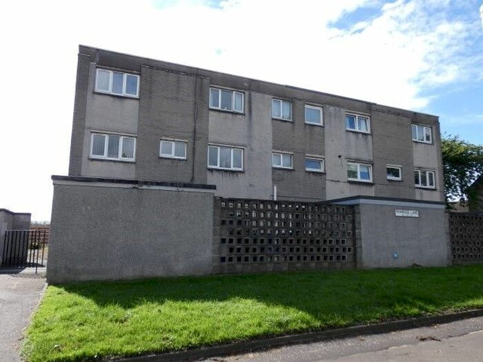 2 Bedroom Maisonette To Rent In Primrose Lane, Rosyth, KY11