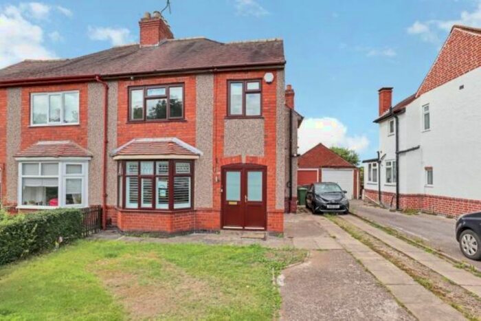 3 Bedroom Semi-Detached House To Rent In Gipsy Lane, Nuneaton, Warwickshire, CV11