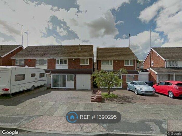 3 Bedroom Semi-Detached House To Rent In Stanton Road, Birmingham, B43