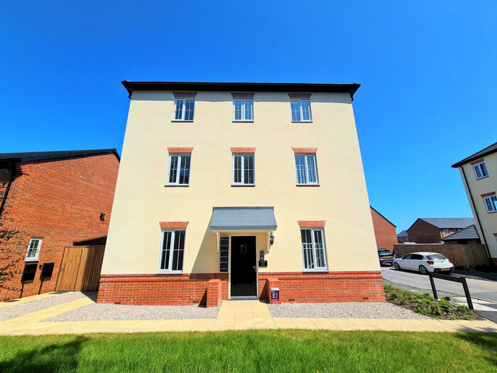 2 Bedroom Apartment To Rent In Beaminster Avenue, Preston, PR4