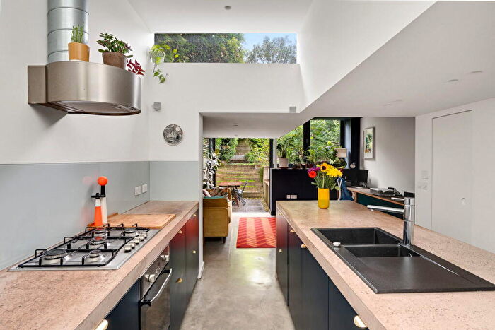 2 Bedroom Semi Detached House For Sale In Florence Road, London, SE14