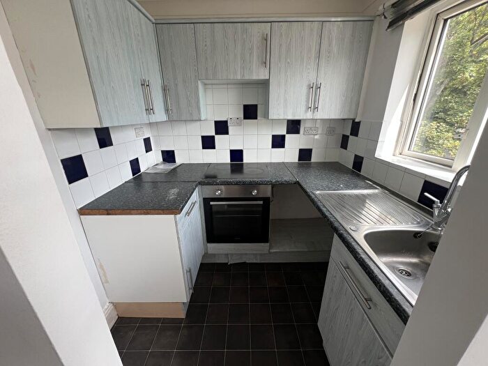 1 Bedroom Flat To Rent In Northam, SO14