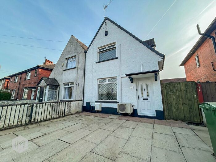 2 Bedroom Semi Detached House For Sale In Castleton Street, Bolton, Greater Manchester, BL2