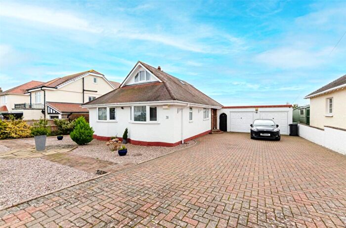 4 Bedroom Bungalow For Sale In St. Annes Gardens, Llanrhos, Llandudno, Conwy, LL30