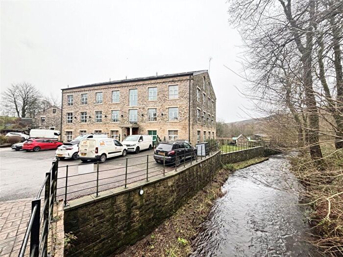 2 Bedroom Duplex To Rent In Slackcote Lane, Delph, Oldham, Greater Manchester, OL3