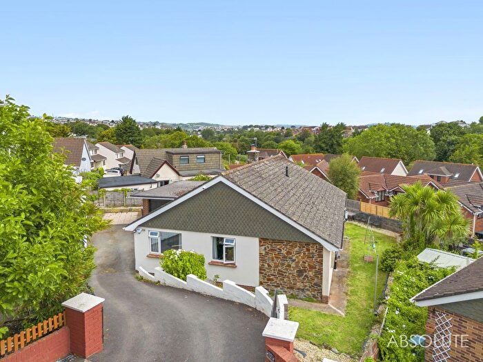 4 Bedroom Detached Bungalow To Rent In Grange Avenue, Paignton, TQ4