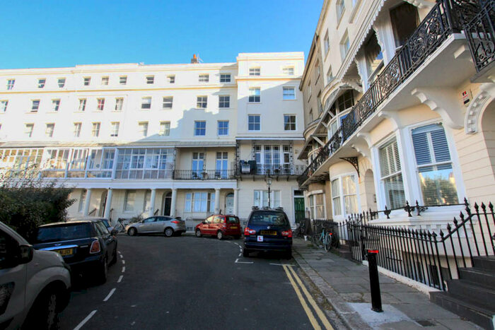 1 Bedroom Apartment To Rent In Marine Square, Kemp Town, BN2