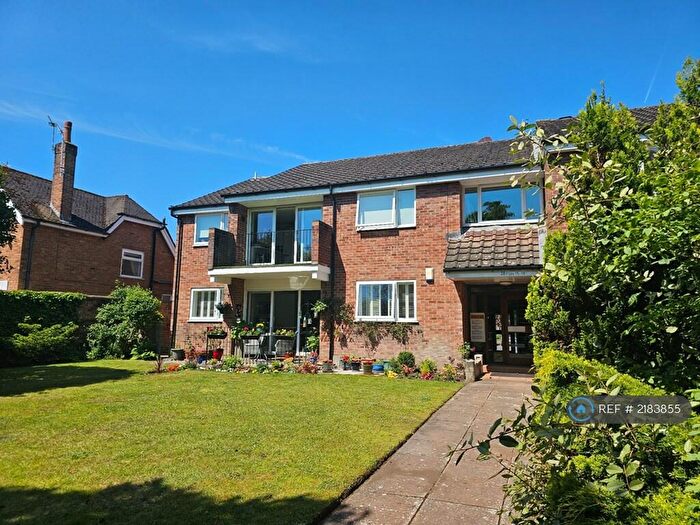 3 Bedroom Flat To Rent In Byron Court, Southport, PR8