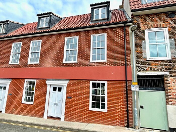 2 Bedroom Terraced House For Sale In Stonecutters Way, Great Yarmouth, NR30