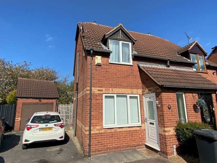 2 Bedroom House To Rent In Lords Close, Edlington, DN12