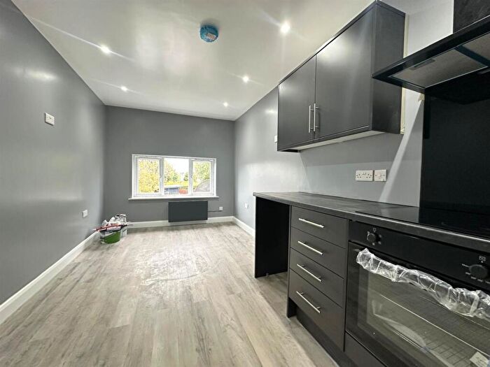 1 Bedroom Flat To Rent In Bridgnorth Road, Wollaston, DY8