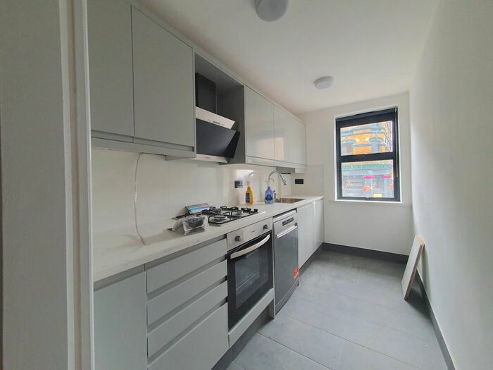 2 Bedroom Flat To Rent In Bethnal Green, London, E2