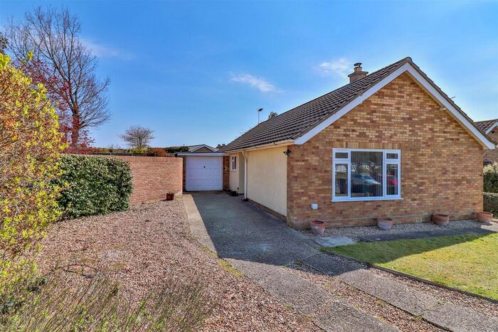 3 Bedroom Detached Bungalow To Rent In Valley Close, Brantham, Manningtree, CO11