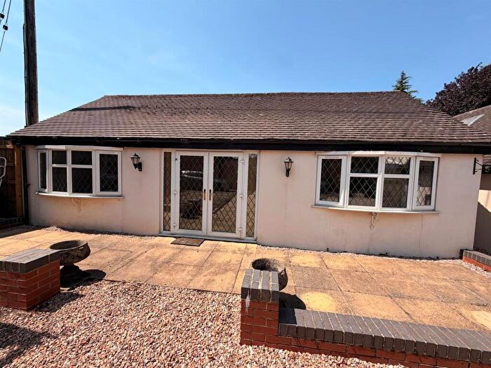 1 Bedroom Property To Rent In The Slough, Studley, B80