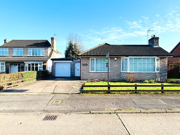 2 Bedroom Detached Bungalow For Sale In West View Close, York, YO26