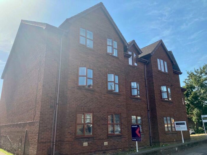 1 Bedroom Apartment To Rent In Wilton Road, Redhill, RH1