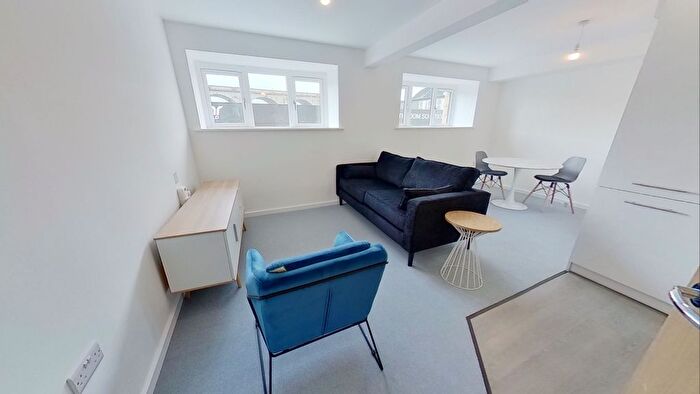 1 Bedroom Flat To Rent In The Prestons, Viaduct Road, Burley, Leeds, LS4