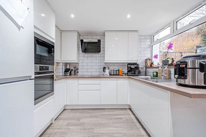 4 Bedroom Terraced House For Sale In Mariner Way, Hemel Hempstead, HP2