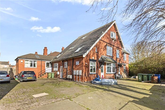 2 Bedroom Apartment To Rent In Eleanor Street, Grimsby, N E Lincs, DN32