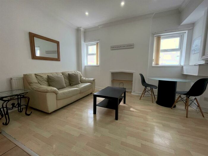 1 Bedroom Apartment To Rent In The Walk, Roath, Cardiff, CF24