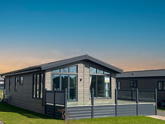 2 Bedroom Mobile/park Home For Sale In Flusco, Penrith, CA11
