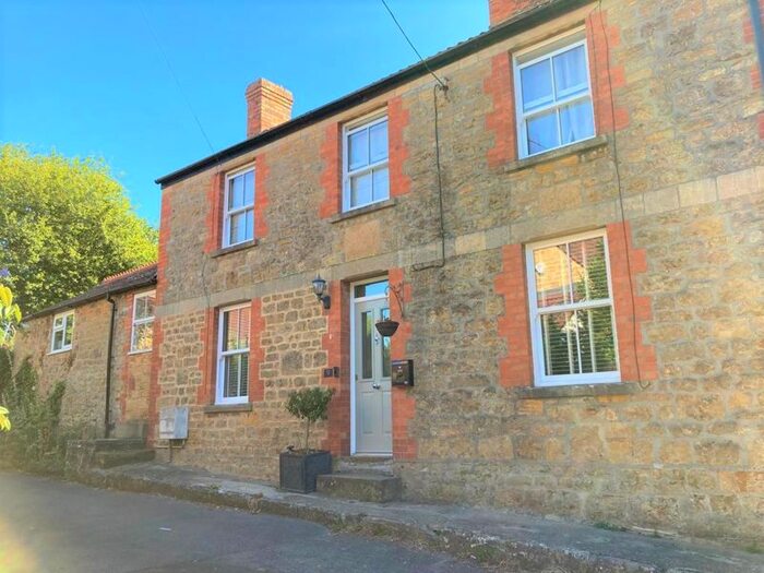 3 Bedroom Semi-Detached House To Rent In Roundwell Street, South Petherton, TA13