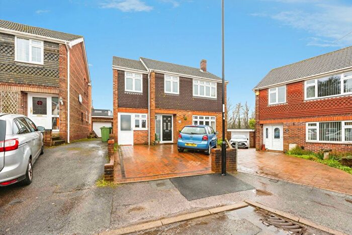 4 Bedroom Detached House For Sale In Franklyn Avenue, Sholing, Southampton, SO19