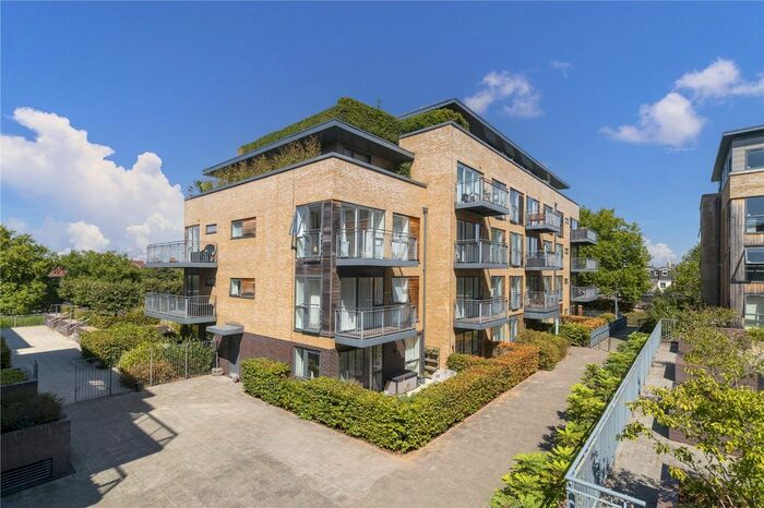 1 Bedroom Flat To Rent In Kingsley Walk, Cambridge, Cambridgeshire, CB5