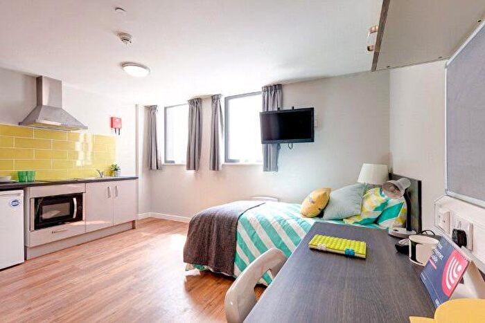 Apartment To Rent In Sovereign House, Queen Street, Sheffield, S1