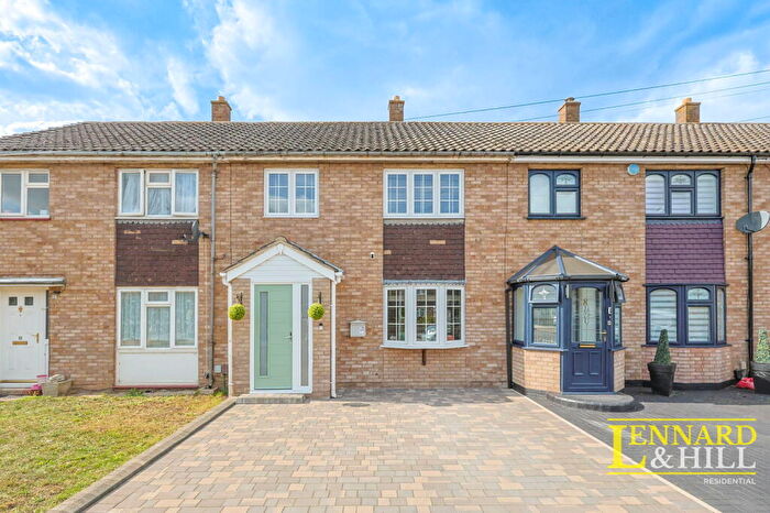 3 Bedroom Terraced House For Sale In Milford Road, Grays, RM16