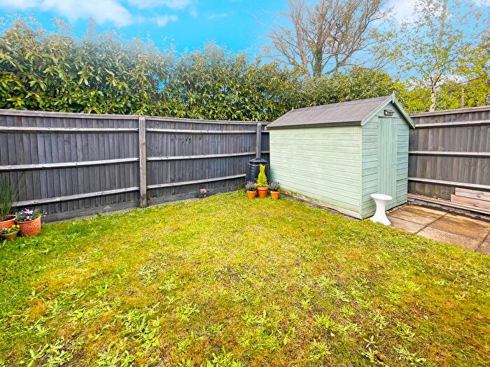 1 Bedroom Flat For Sale In Abrahams Close, Amersham, HP7