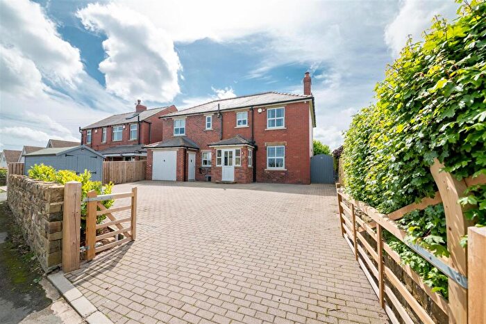 5 Bedroom Detached House For Sale In Top Road, Lower Cumberworth, HD8