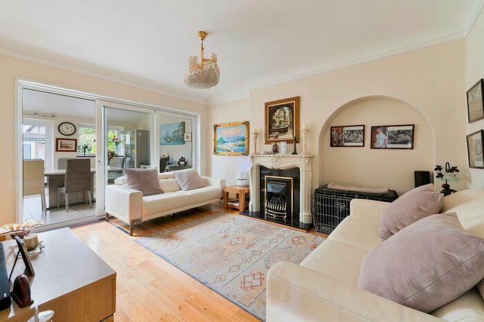 4 Bedroom Property To Rent In Landseer Road, Old Malden, Worcester Park, KT3