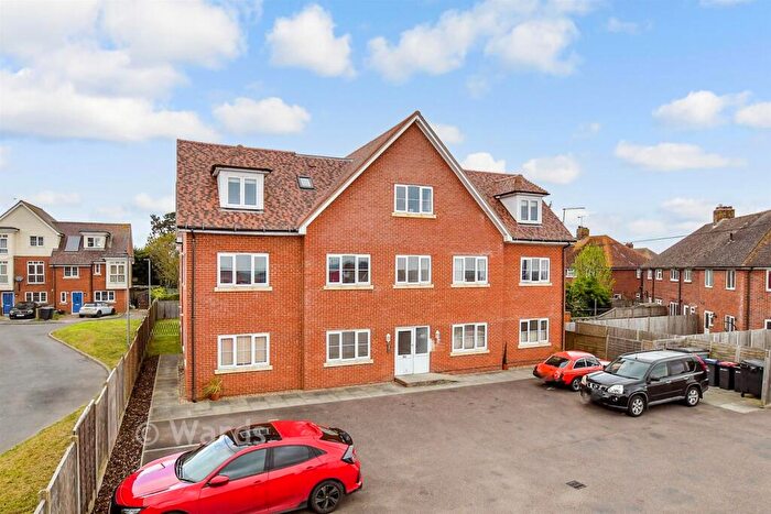 1 Bedroom Flat For Sale In The Sycamores, Hersden, Kent, CT3