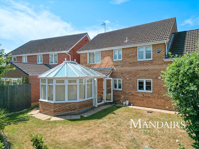 4 Bedroom Detached House For Sale In Alvis Drive, Yaxley, Peterborough, PE7