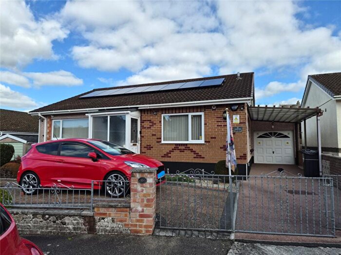 3 Bedroom Bungalow For Sale In Tower View, Saltash, Cornwall, PL12