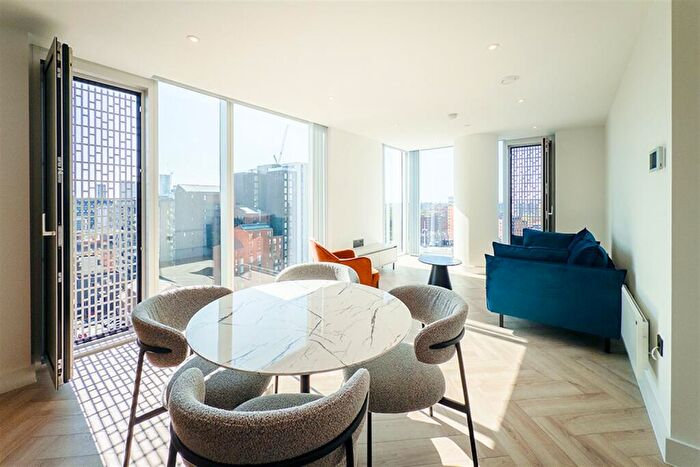 2 Bedroom Apartment To Rent In Bed - Bankside, Bankside Boulevard, M3