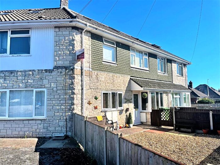 2 Bedroom House To Rent In Blenheim Road, Weymouth, DT3