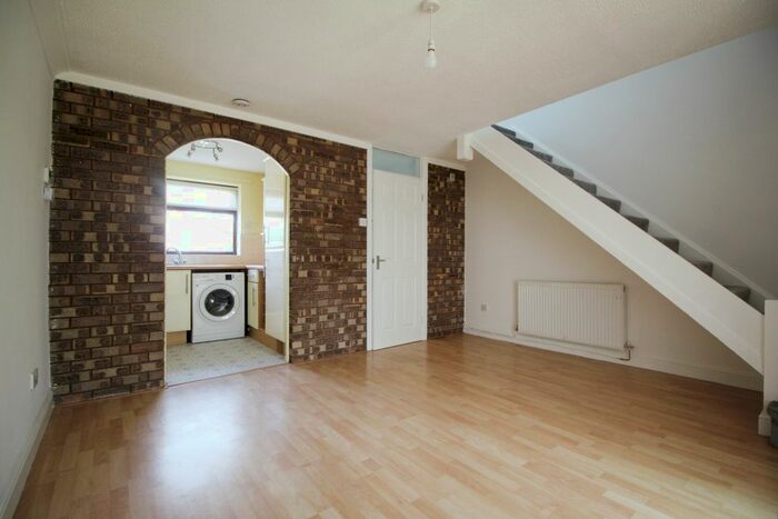 2 Bedroom Semi-Detached House To Rent In Shelley Road, Blacon, Chester, CH1