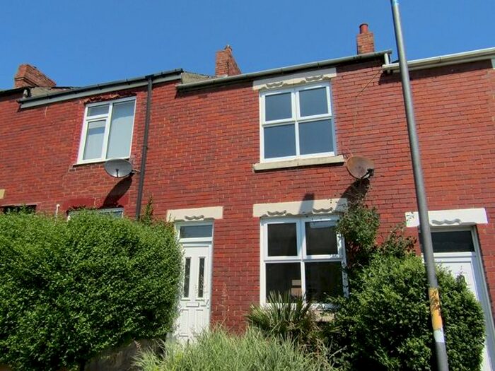 2 Bedroom Terraced House To Rent In Clavering Road, Blaydon-On-Tyne, NE21