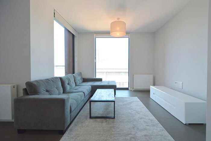 2 Bedroom Apartment To Rent In Lewisham High Street, Tower House, SE13