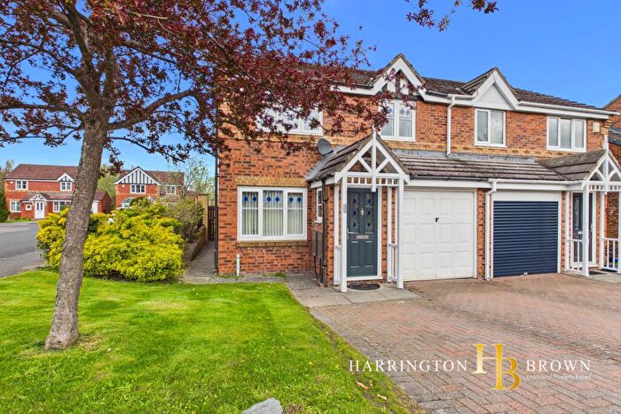 3 Bedroom Semi Detached House To Rent In Castlehills, Castleside, DH8