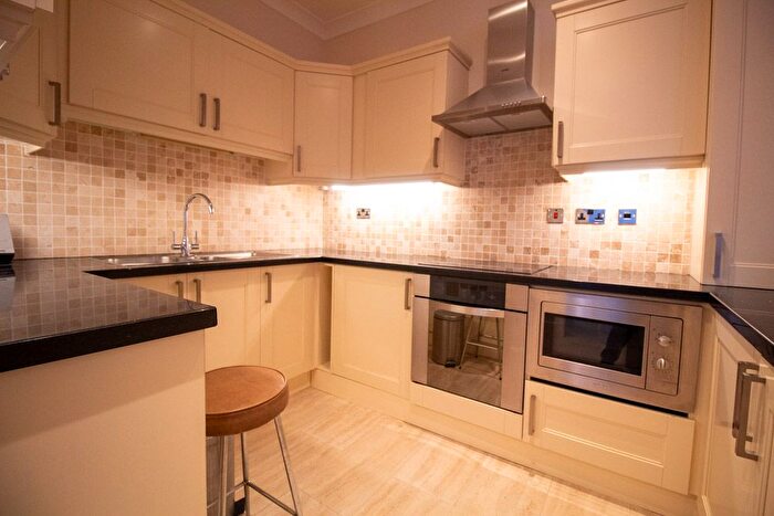 2 Bedroom Flat For Sale In Clifton Road, Ruddington, Nottingham, NG11